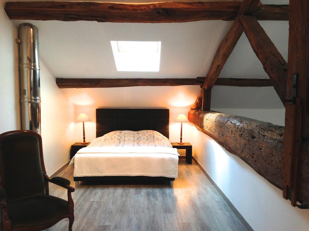Les Hauts De Cluny Esterno foto